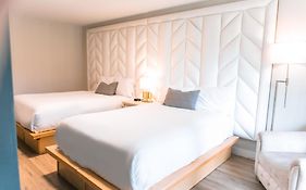 Hotel Civilia Lakeside By Civilia Golf Retreat